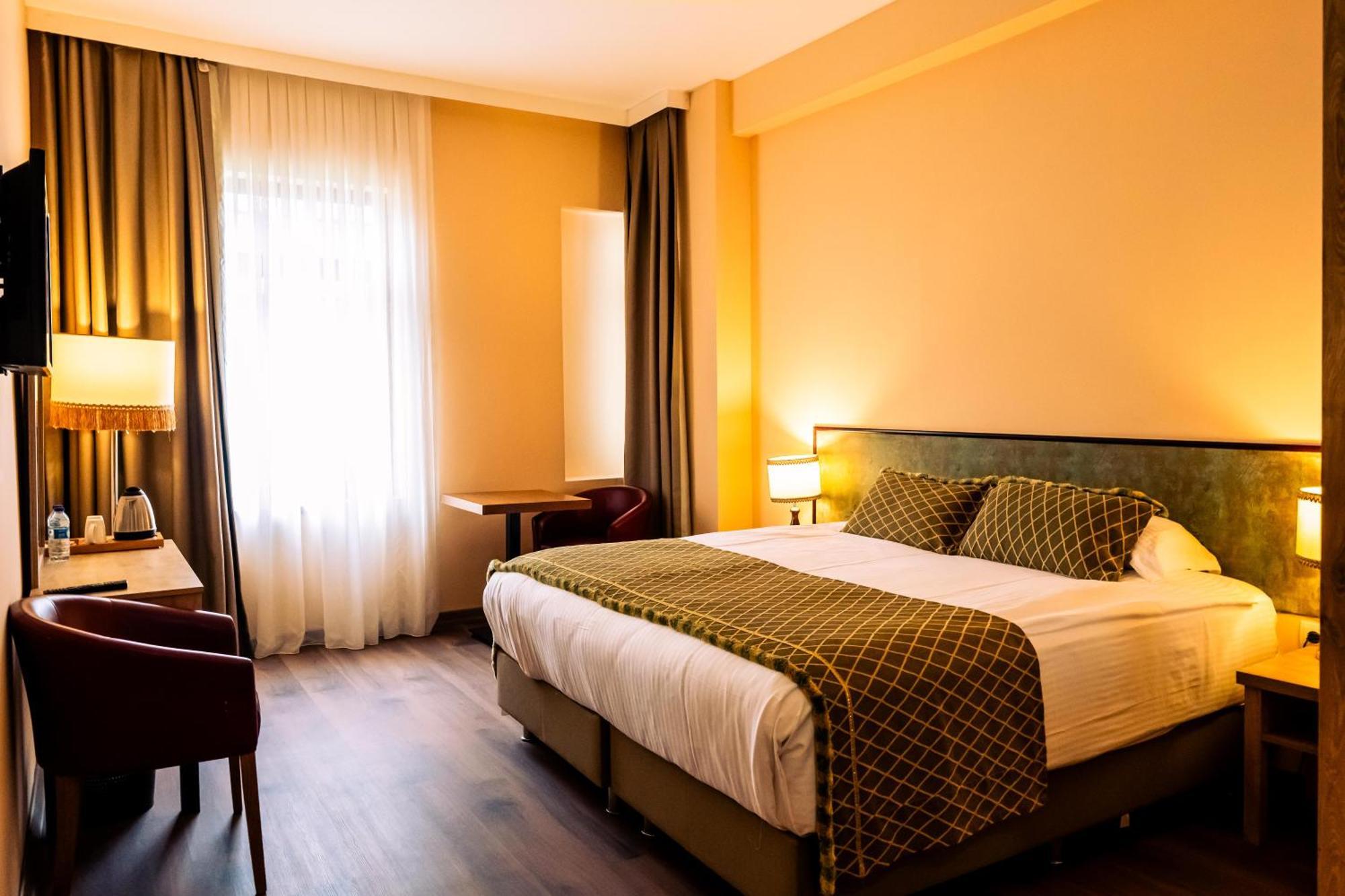 Atlas Oteli İzmir Extérieur photo